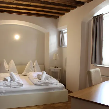 Apartment Center Golden Roof Innsbruck