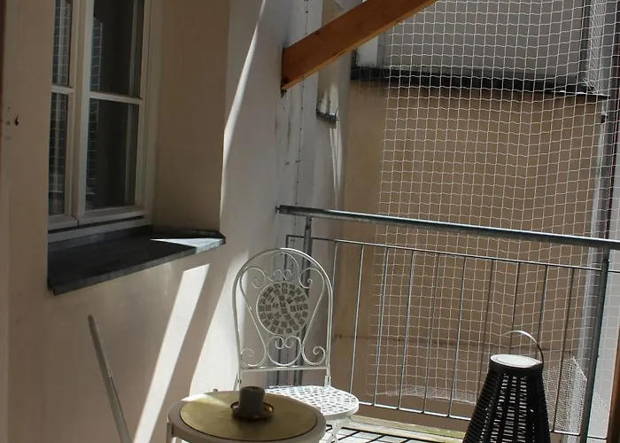 Center Golden Roof 8 Lejlighed